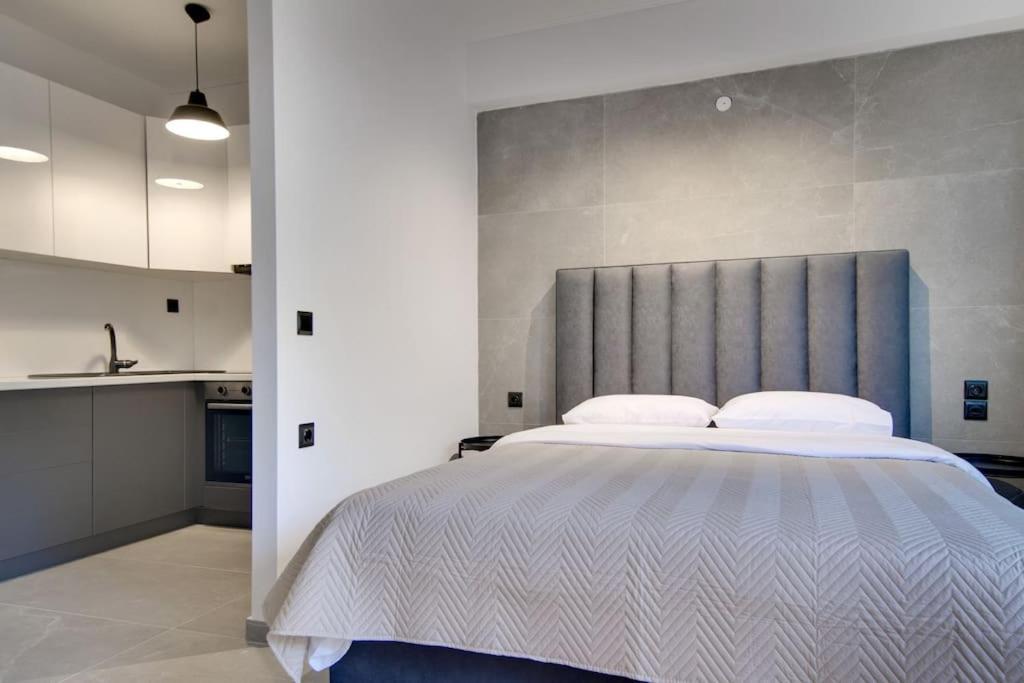Myplace Premium * Ioannina